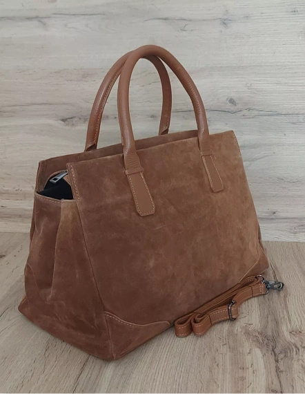 Kuferek damski zamszowy Vera Pelle WKXL85C camel